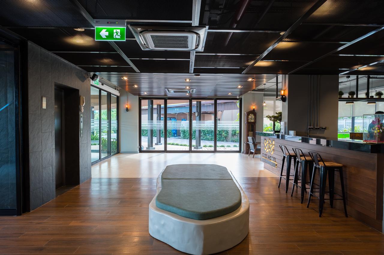 S.22 Hotel Suratthani Surat Thani Exterior photo