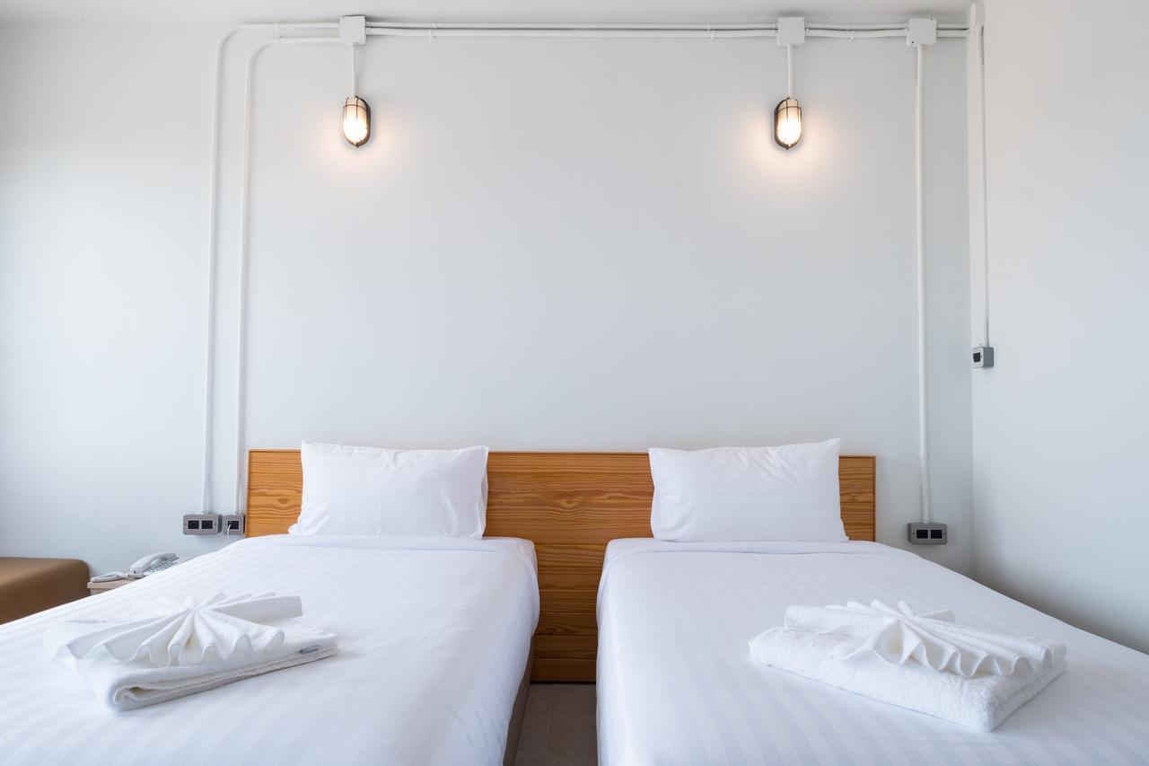 S.22 Hotel Suratthani Surat Thani Exterior photo